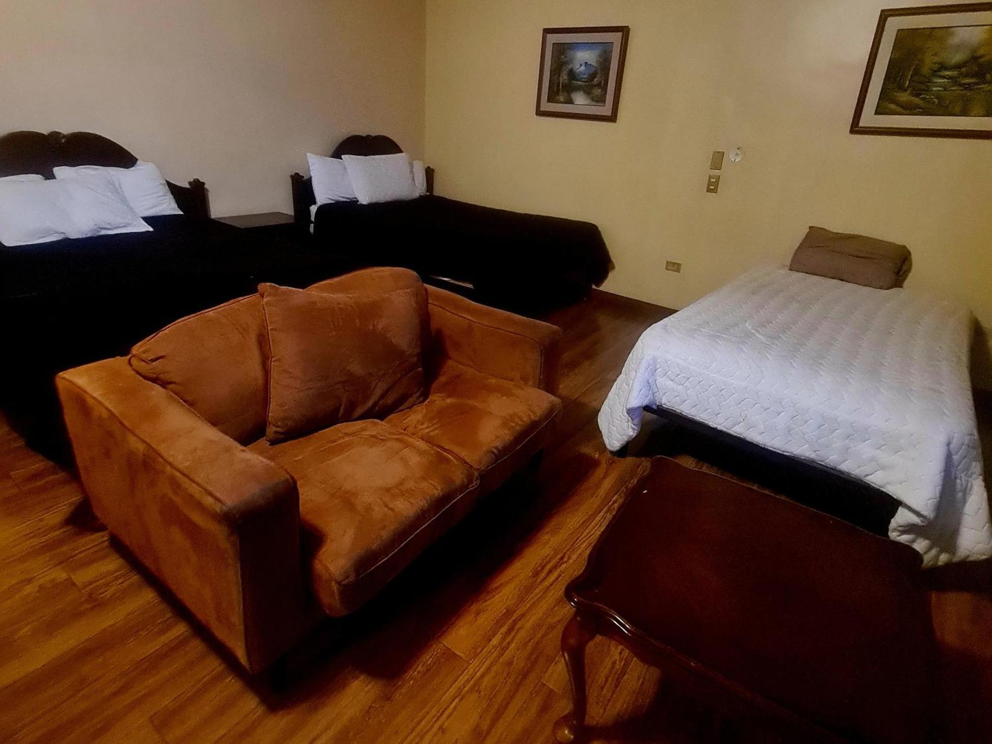 Gato Negro Bed and breakfast *